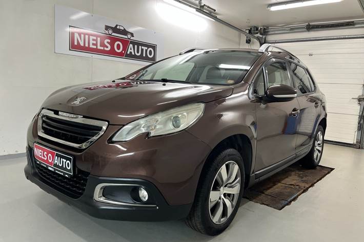 Brun Peugeot 2008 fra 2014