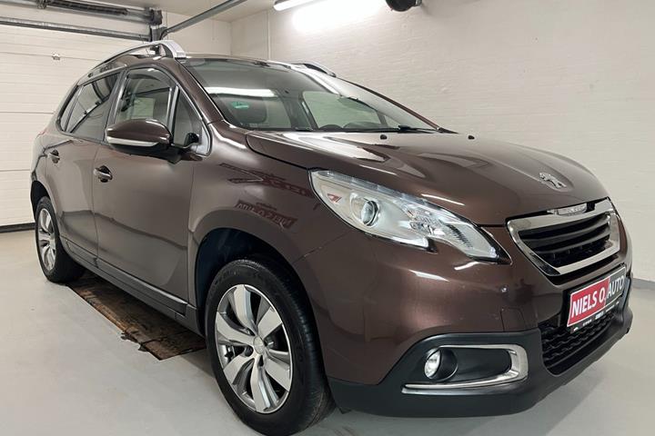 Brun Peugeot 2008 fra 2014