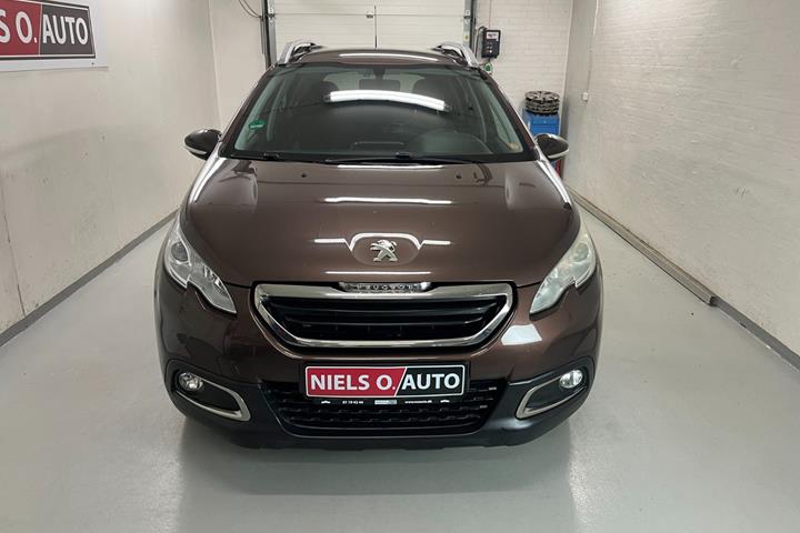 Brun Peugeot 2008 fra 2014