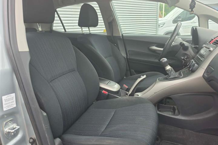 undefined Toyota Auris fra 2009
