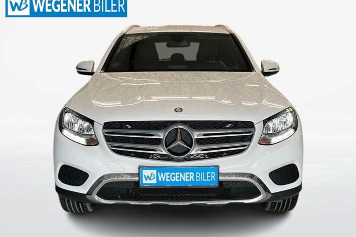 Hvid Mercedes GLC250 fra 2016