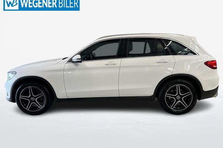 Hvid Mercedes GLC250 fra 2016