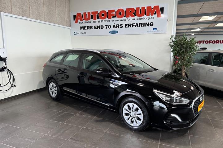 Sort Hyundai i30 fra 2020