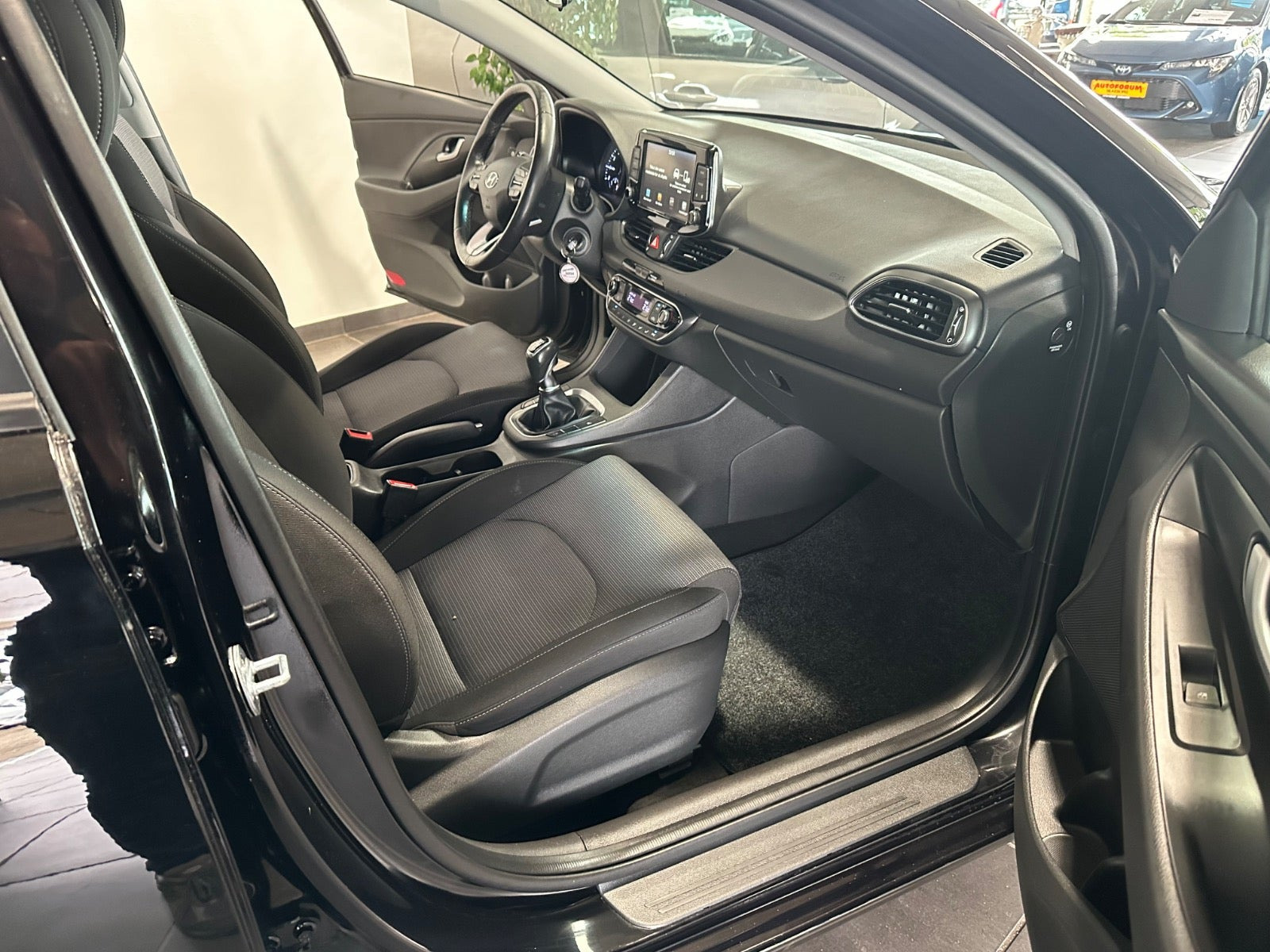 Sort Hyundai i30 fra 2020