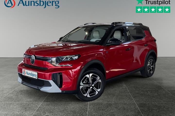 Rød Citroën e-C3 Aircross fra 2025 set udefra