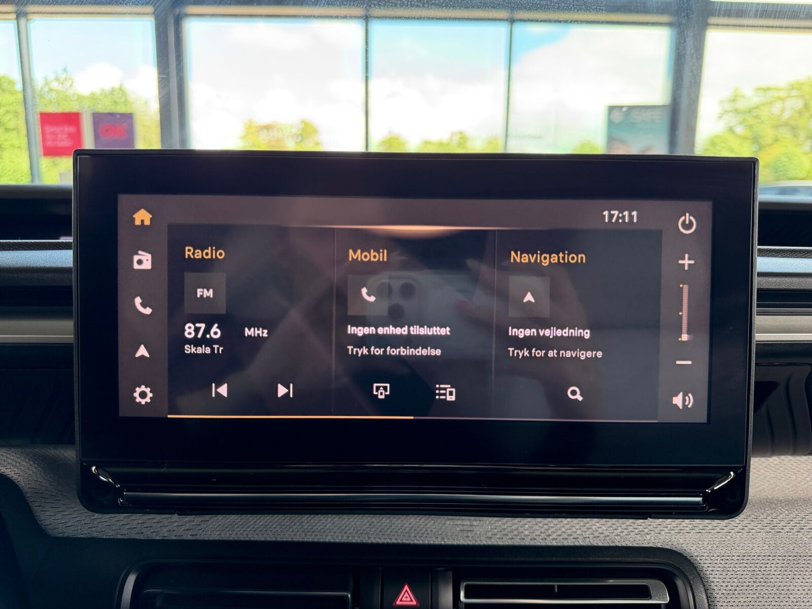 Rød Citroën e-C3 Aircross fra 2025