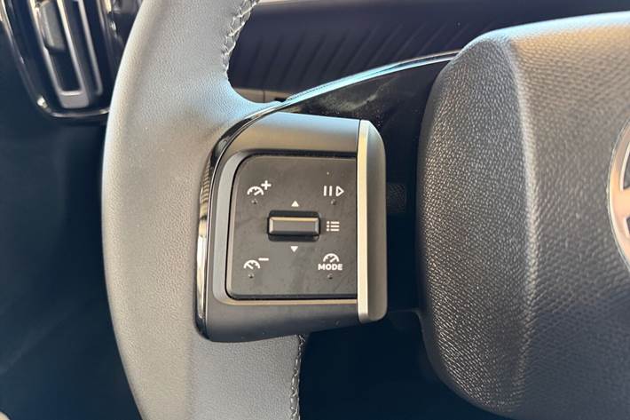 Rød Citroën e-C3 Aircross fra 2025
