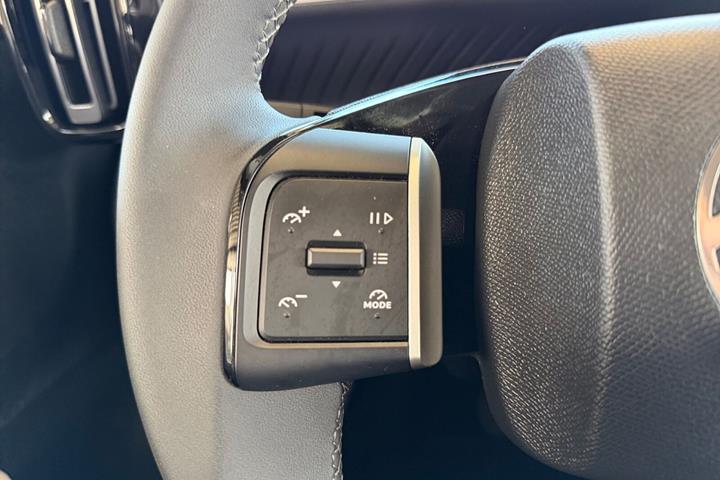 Rød Citroën e-C3 Aircross fra 2025