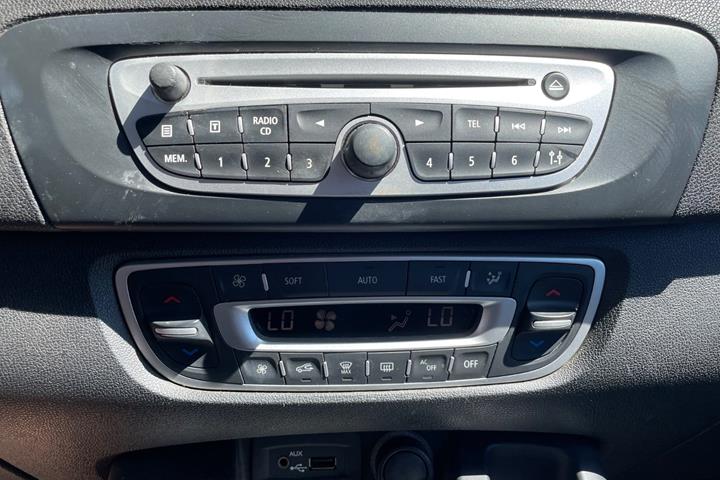Sort Renault Grand Scenic III fra 2011
