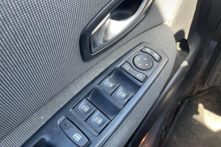 Sort Renault Grand Scenic III fra 2011