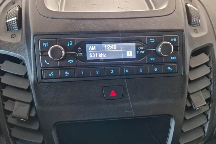 Hvid Ford Transit Connect fra 2021