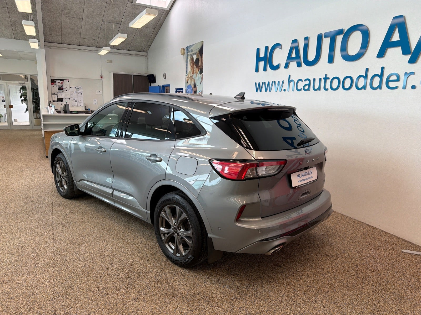 Sølv Ford Kuga fra 2022