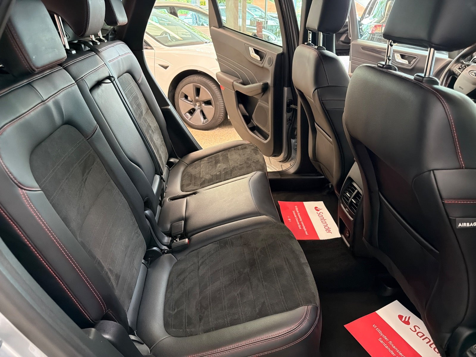 Sølv Ford Kuga fra 2022