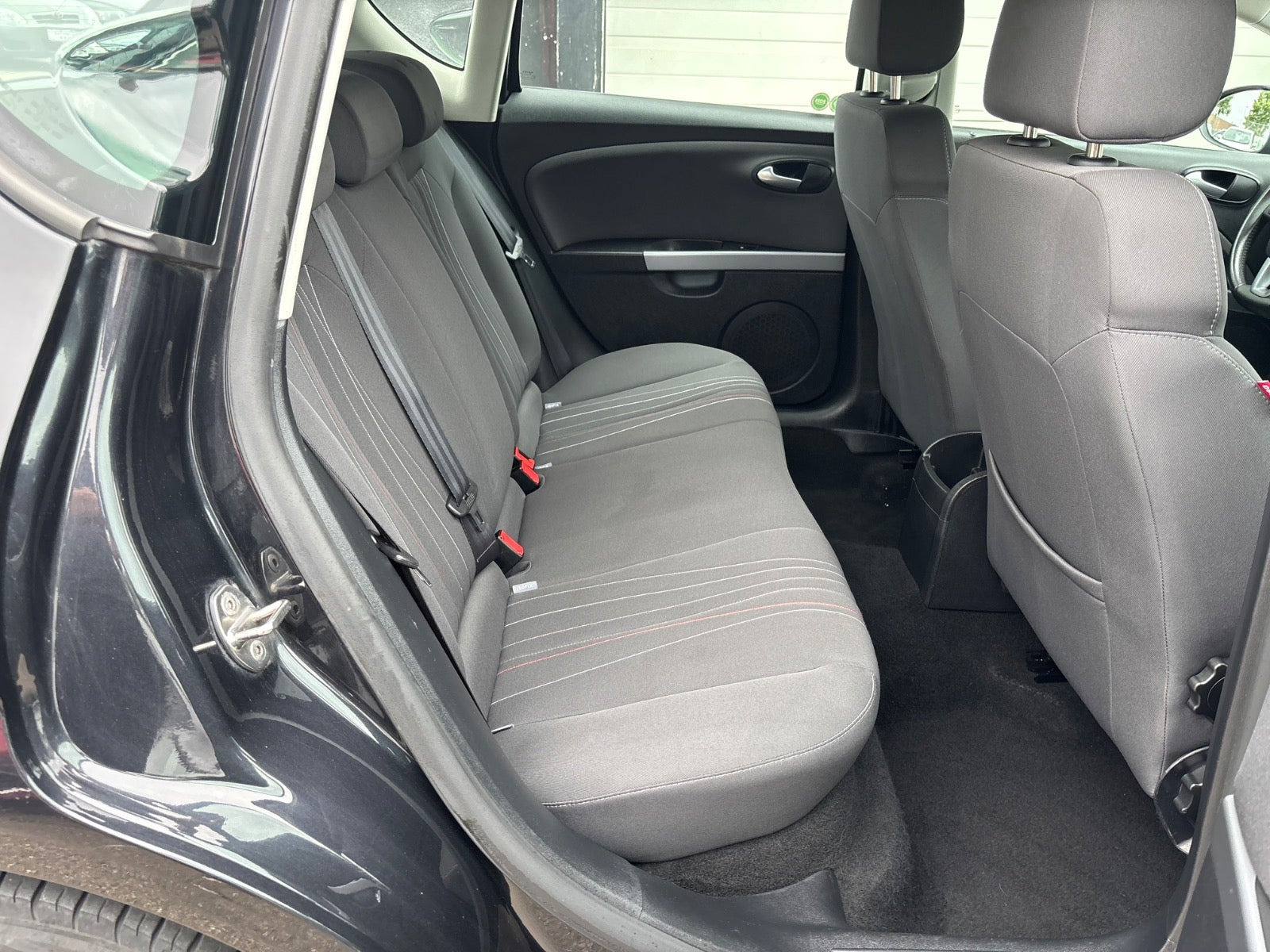 Sort Seat Leon fra 2011