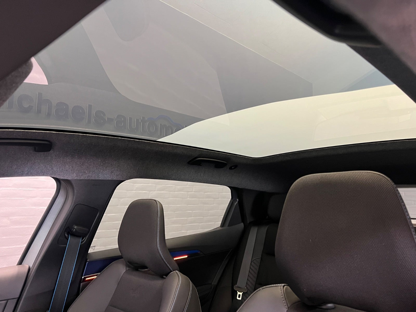 Grå Renault Scenic E-Tech fra 2024