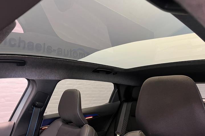 Grå Renault Scenic E-Tech fra 2024