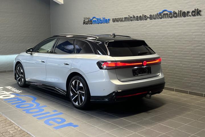 Sølv VW ID.7 fra 2025