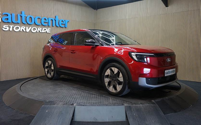 Ford Explorer 77 Premium Extended Range