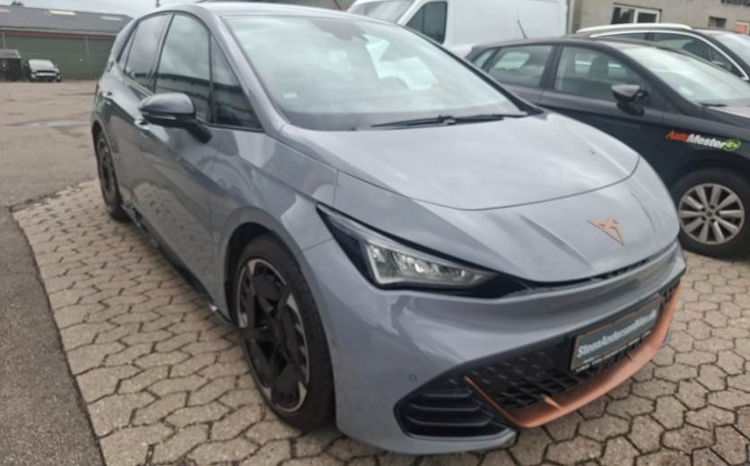 Cupra Born 77 Pasión