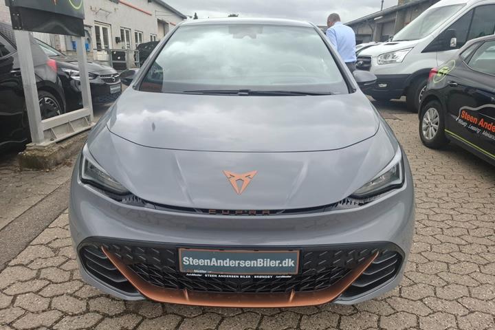 Grå Cupra Born fra 2025