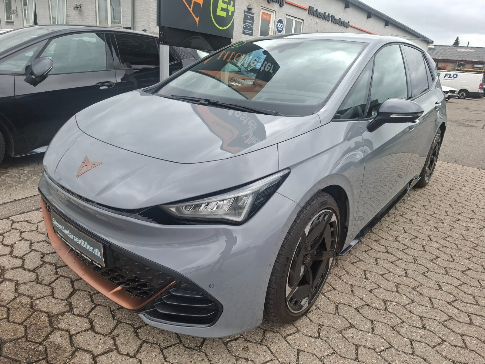 Grå Cupra Born fra 2025