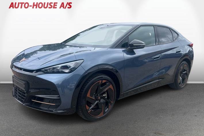 Blå Cupra Tavascan fra 2025