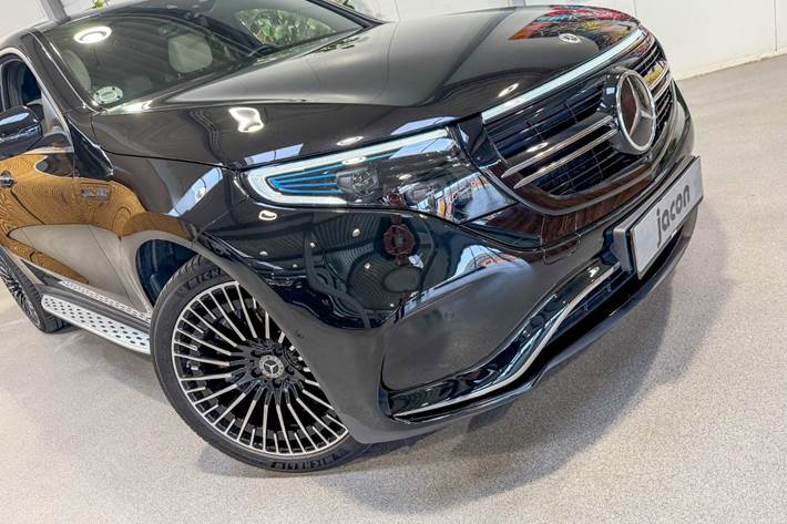 Sort Mercedes EQC400 fra 2021