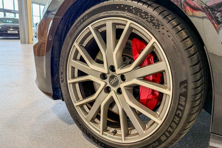 Sort Audi A6 fra 2021