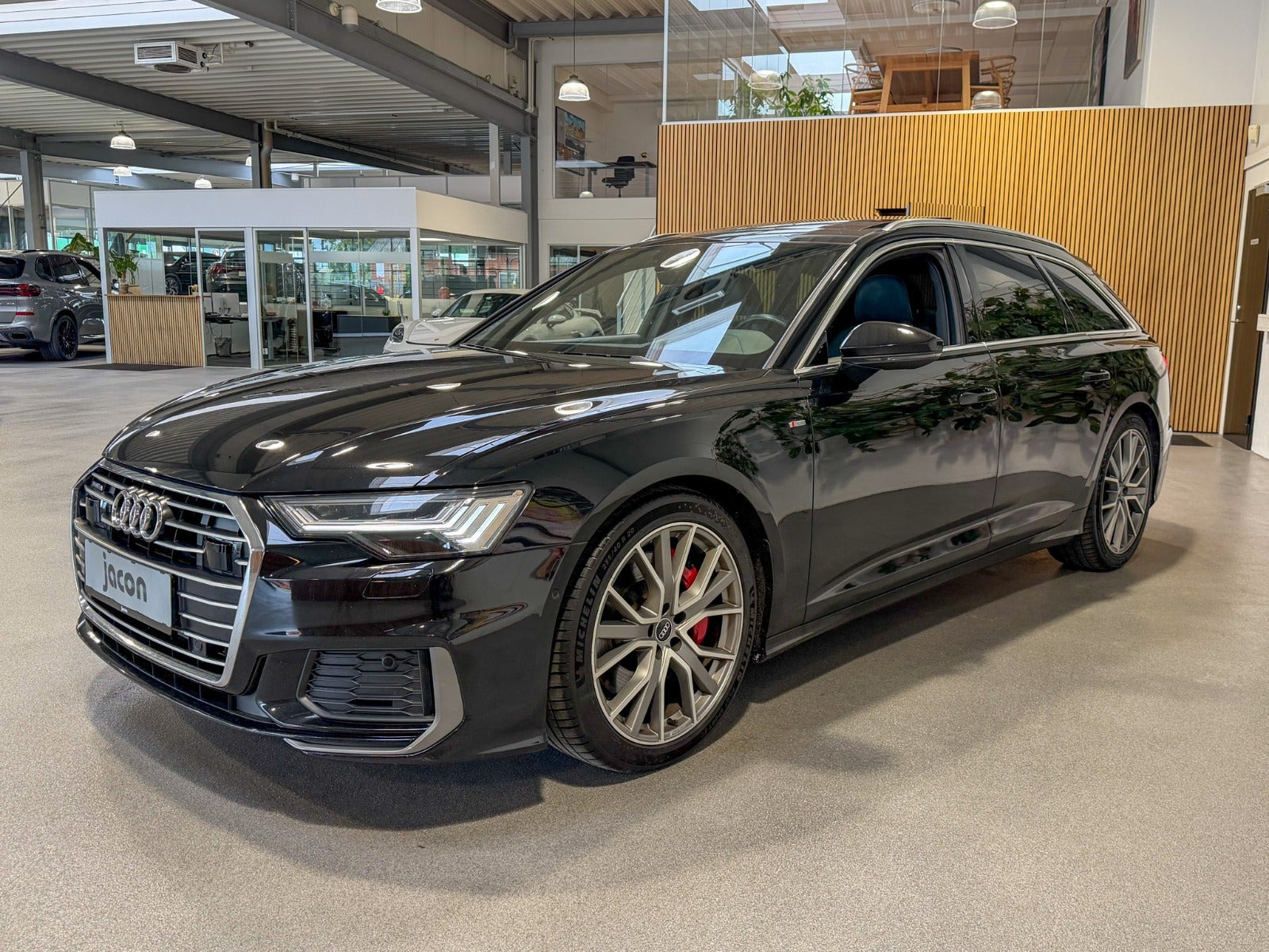 Sort Audi A6 fra 2021