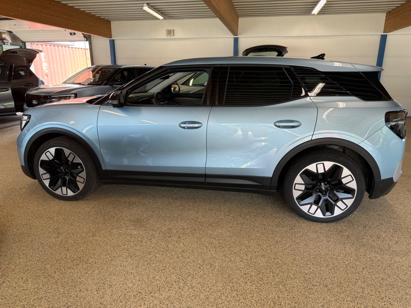 Blå Ford Explorer fra 2025