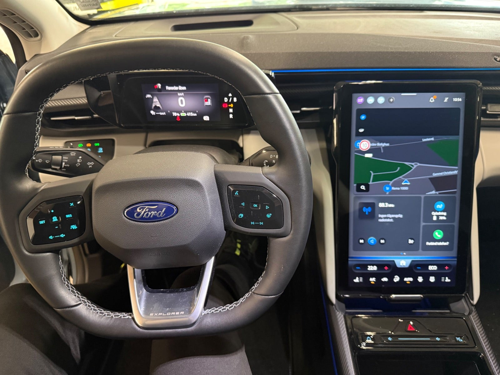 Blå Ford Explorer fra 2025