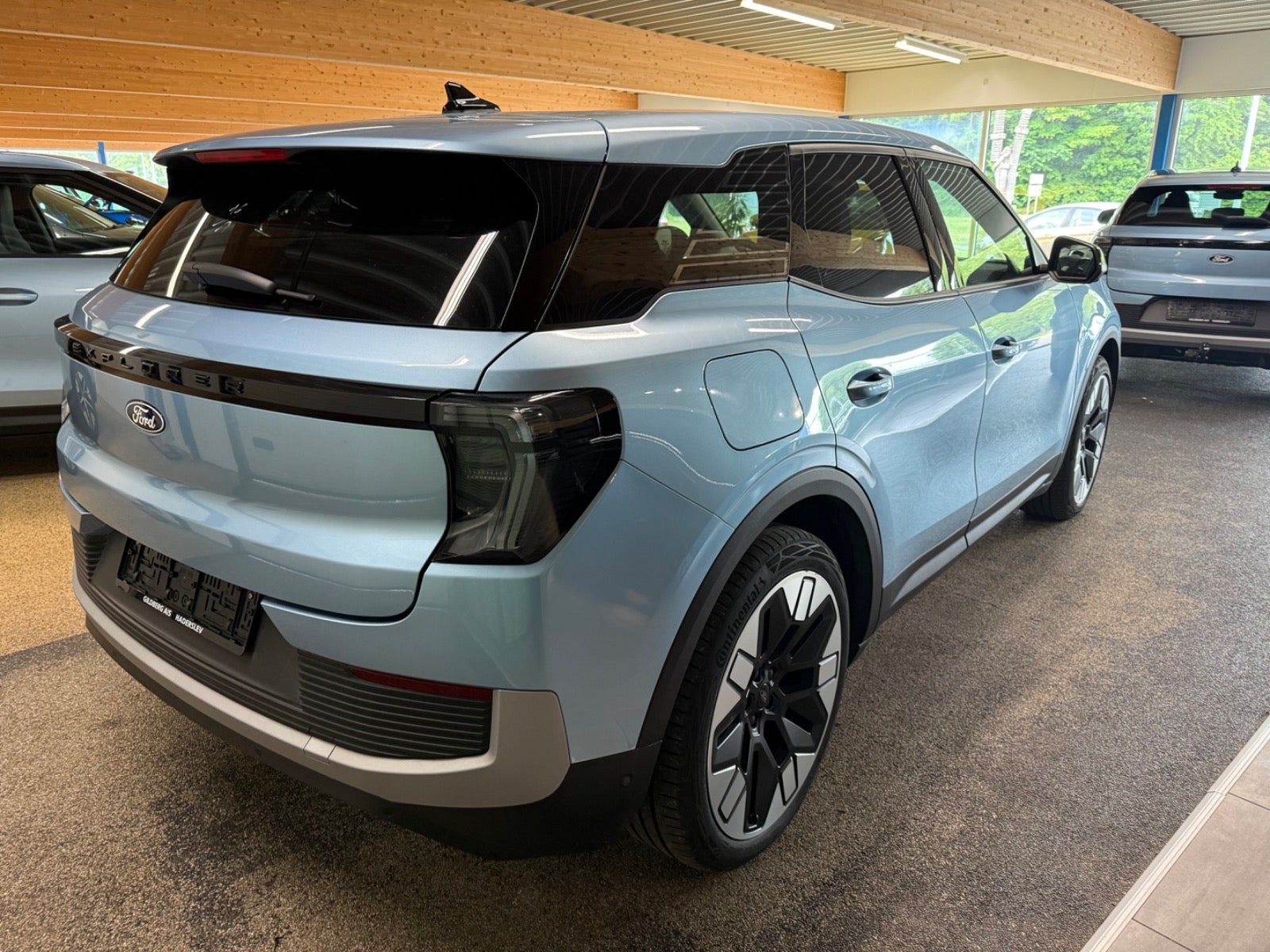 Blå Ford Explorer fra 2025