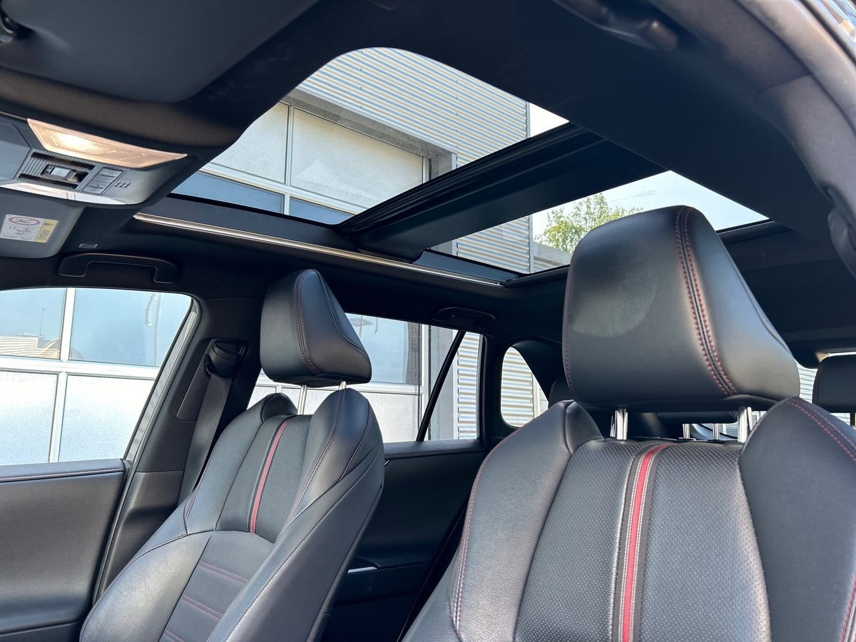 Grå Toyota RAV4 Plug-in fra 2023