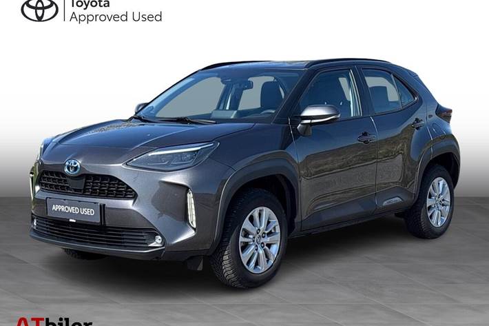 Sort Toyota Yaris Cross fra 2023