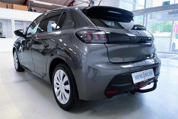 Grå Peugeot 208 fra 2023