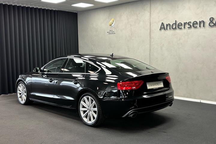 Sort Audi A5 fra 2016