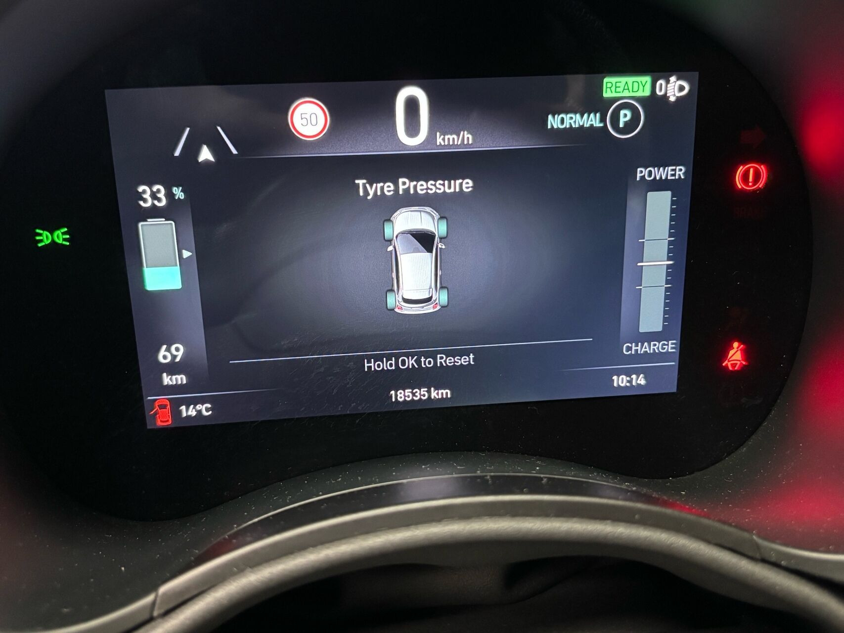 Hvid Fiat 500e fra 2023