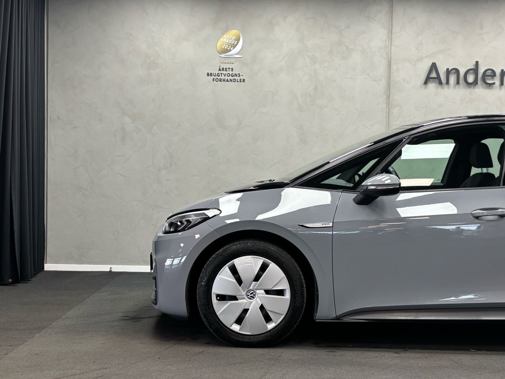 Grå VW ID.3 fra 2021