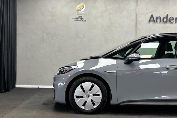 Grå VW ID.3 fra 2021