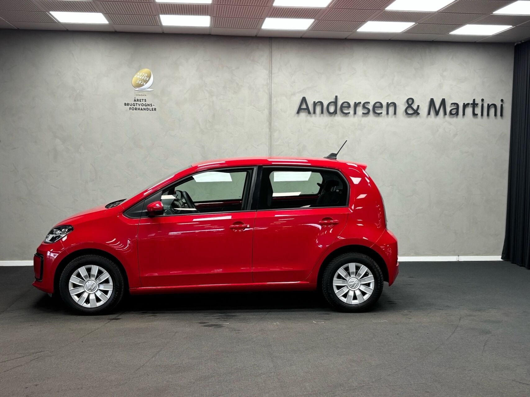 Rød VW e-up fra 2021