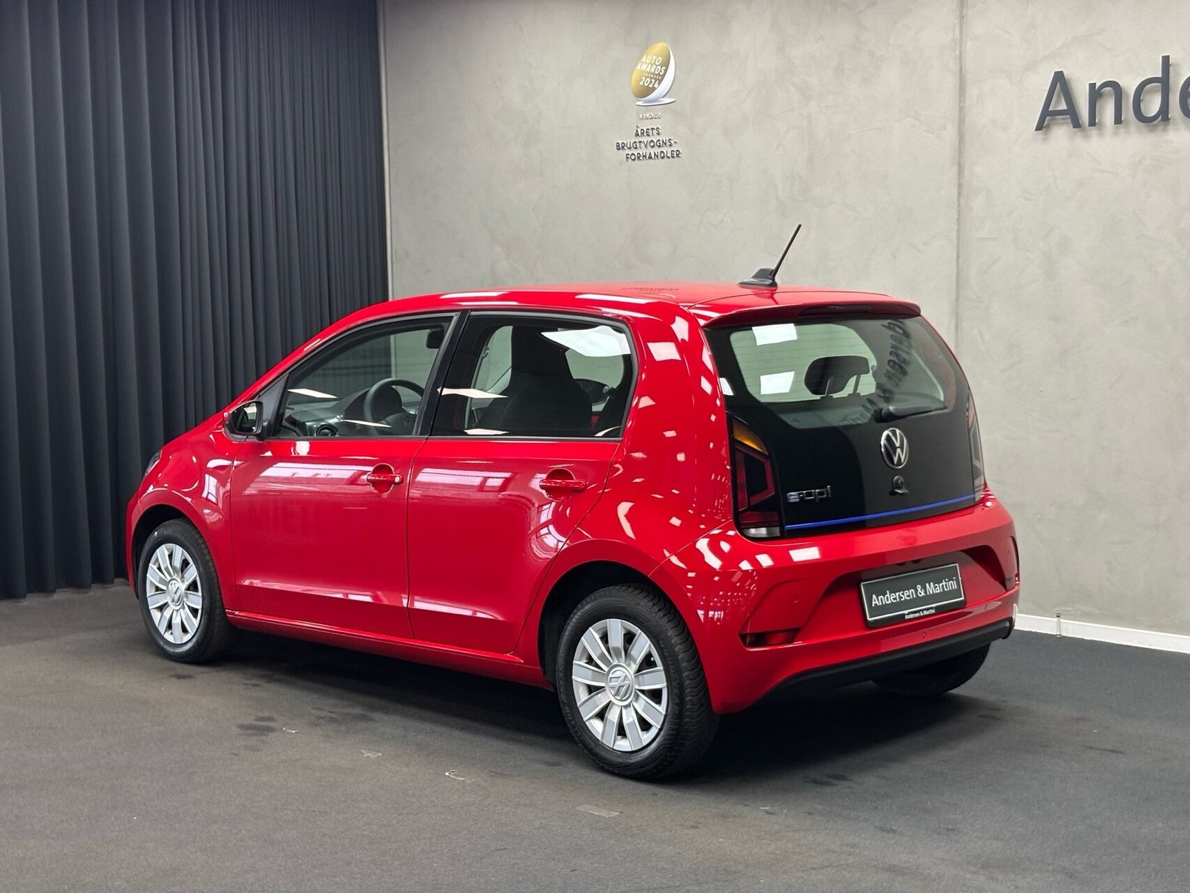 Rød VW e-up fra 2021
