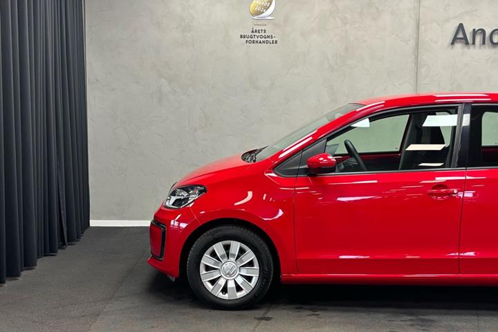 Rød VW e-up fra 2021