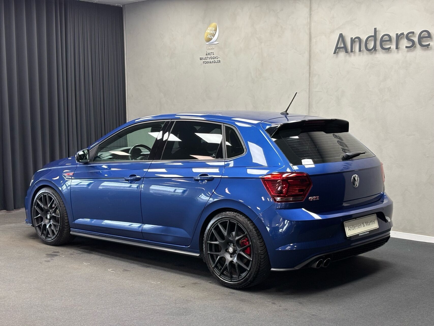 Blå VW Polo fra 2018