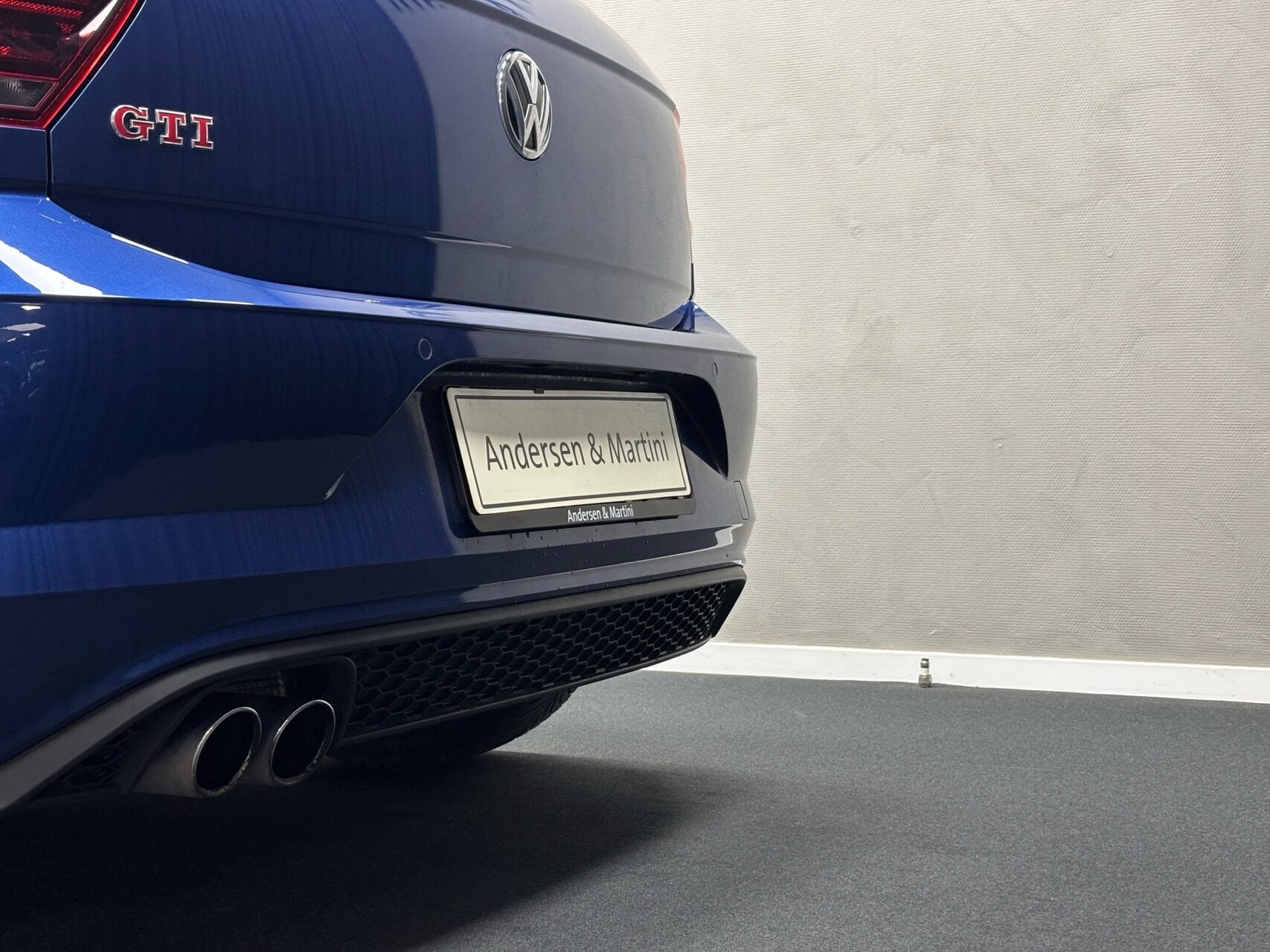 Blå VW Polo fra 2018