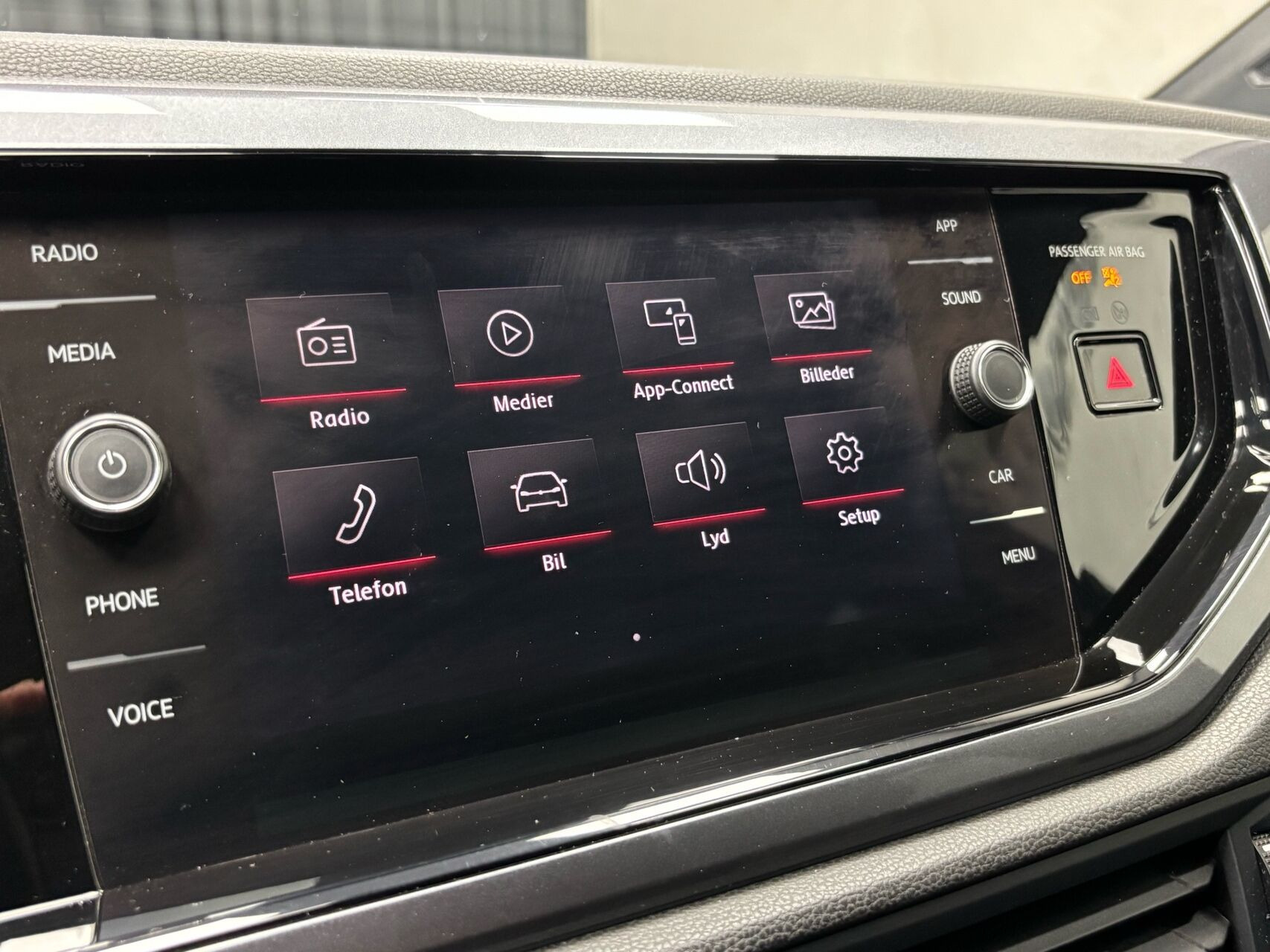 Blå VW Polo fra 2018