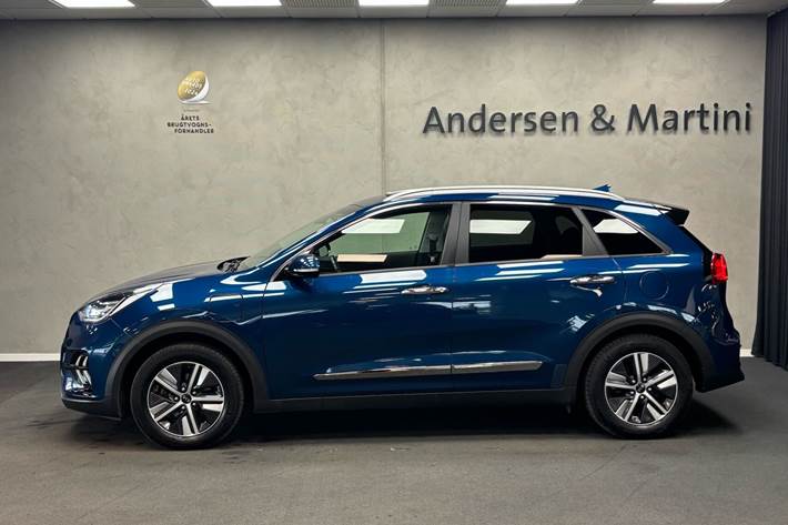 Blå Kia Niro fra 2020