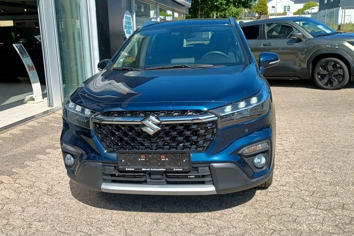 Blå Suzuki S-Cross fra 2025