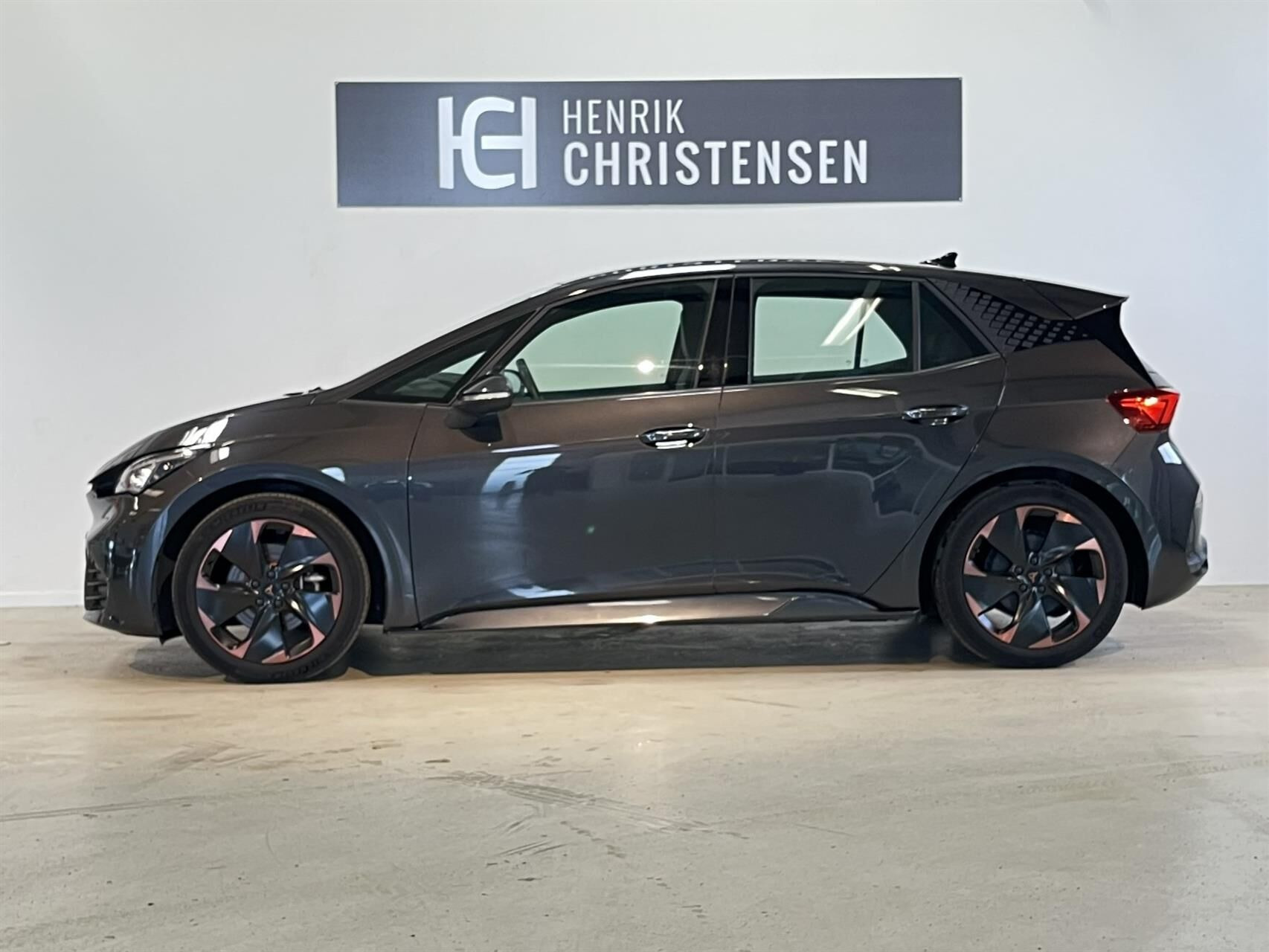 Sort Cupra Born fra 2023