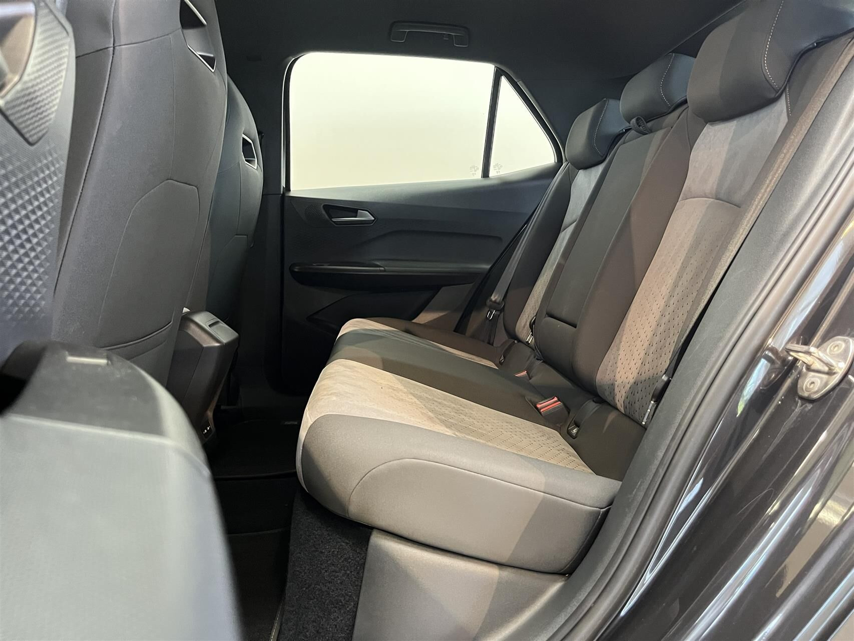 Sort Cupra Born fra 2023
