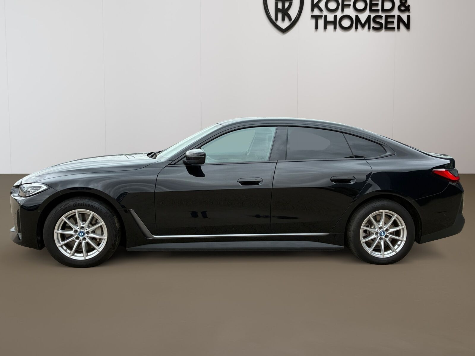 Sort BMW i4 fra 2022
